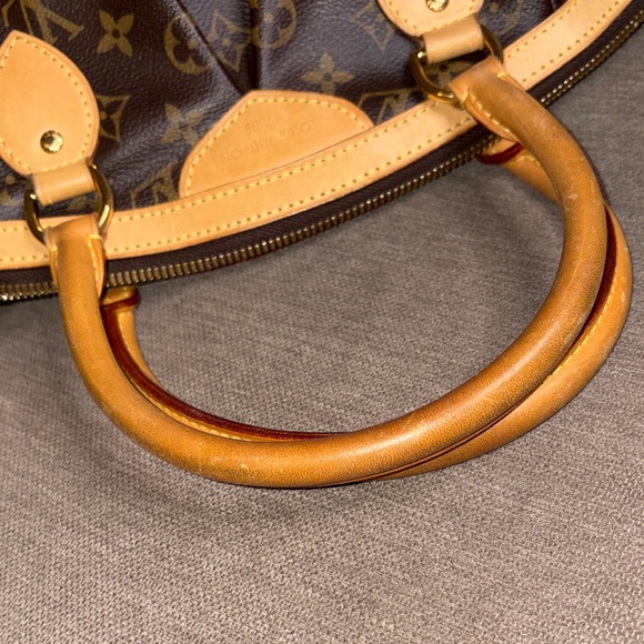 Louis Vuitton Monogram Tivoli PM satchel with Tan Accents - Picture 12 of 12